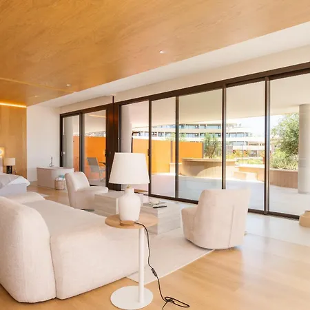 Higueron South Residences - Sophisticated Designer *