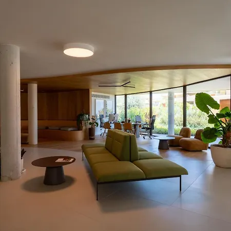 Higueron South Residences - Sophisticated Designer 푸엔히롤라