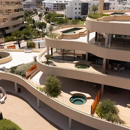 Higueron South Residences - Sophisticated Designer Appartement *