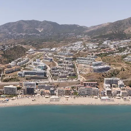 아파트 Higueron South Residences - Sophisticated Designer 푸엔히롤라